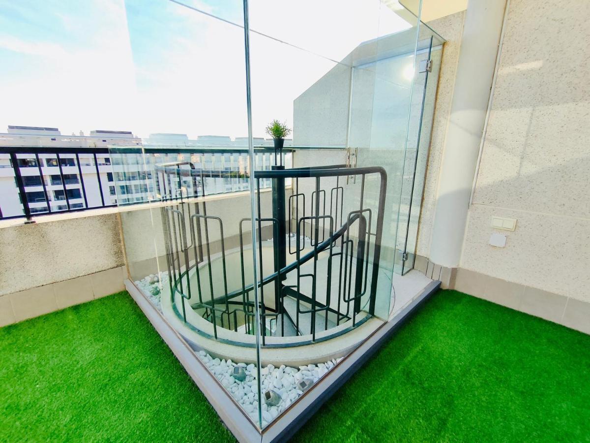 バレンシアNon Stress Atico Duplex Con Vistas Al Marアパートメント エクステリア 写真